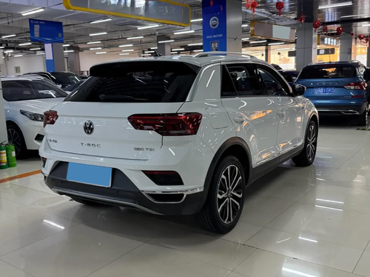 2022 Volkswagen T-Roc 1.4T 150HP L4 7DCT,autocango,china used car exporter,china ev exporter,chinese used car exporter,chinese used ev exporter