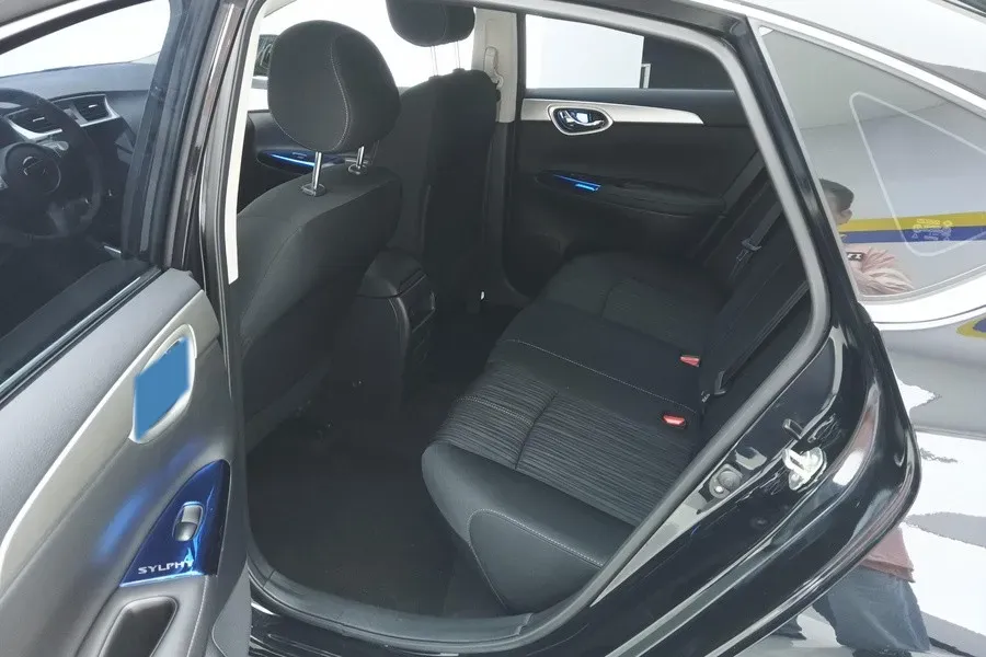 2021 Nissan Sylphy 1.6L 122HP L4 5MT,autocango,china used car exporter,china ev exporter,chinese used car exporter,chinese used ev exporter