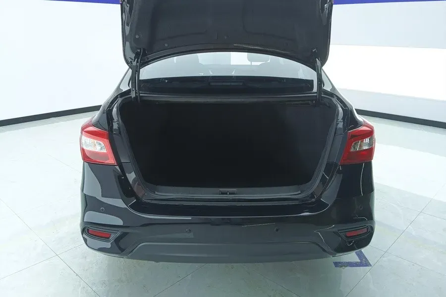 2021 Nissan Sylphy 1.6L 122HP L4 5MT,autocango,china used car exporter,china ev exporter,chinese used car exporter,chinese used ev exporter