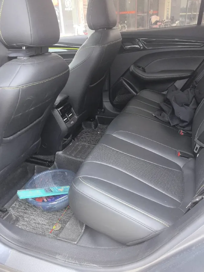 2021 Roewe i5 1.5L 120HP L4 CVT,autocango,china used car exporter,china ev exporter,chinese used car exporter,chinese used ev exporter