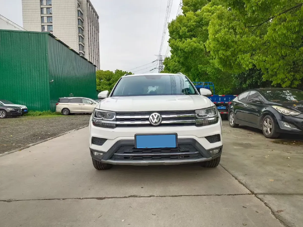 2020 Volkswagen Tharu 1.4T 150HP L4 7DCT,autocango,china used car exporter,china ev exporter,chinese used car exporter,chinese used ev exporter