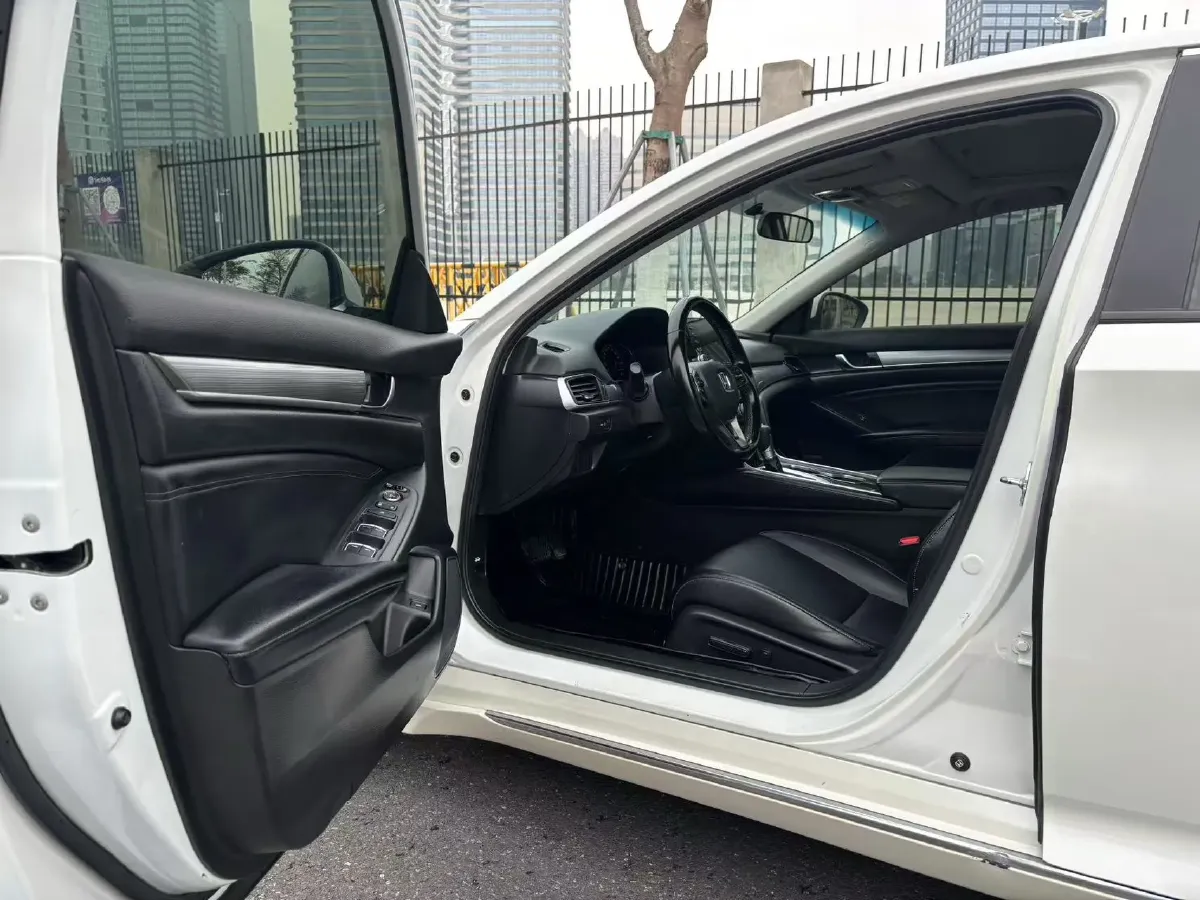 2018 Honda Accord 1.5T 194HP L4 CVT,autocango,china used car exporter,china ev exporter,chinese used car exporter,chinese used ev exporter