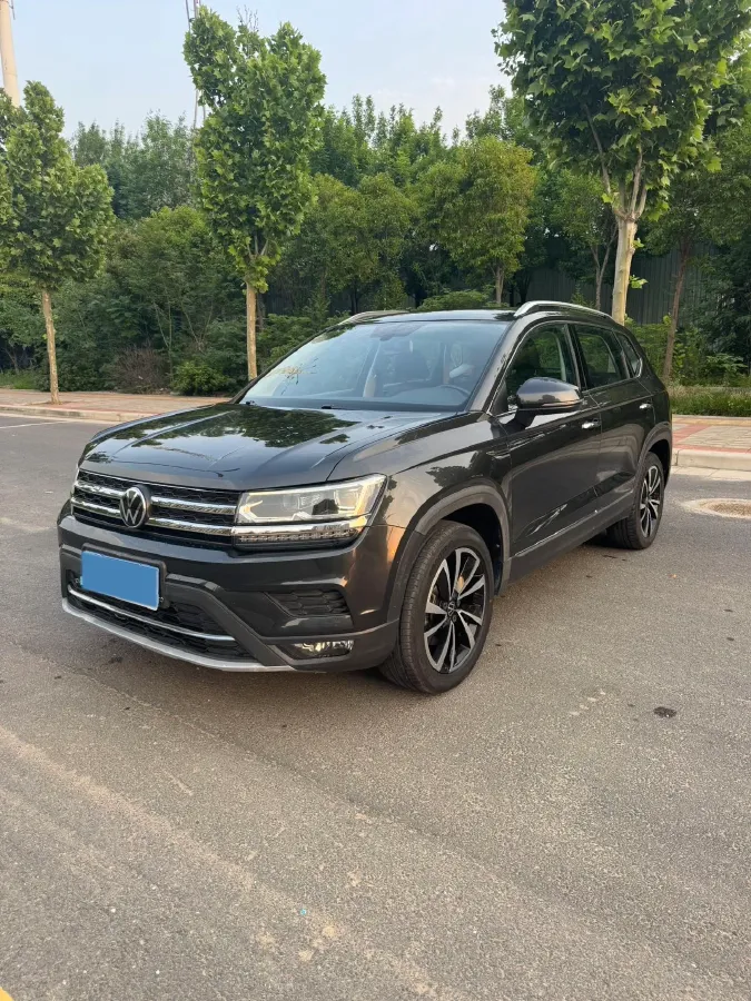 2020 Volkswagen Tharu 2.0T 186HP L4 7DCT,autocango,china used car exporter,china ev exporter,chinese used car exporter,chinese used ev exporter