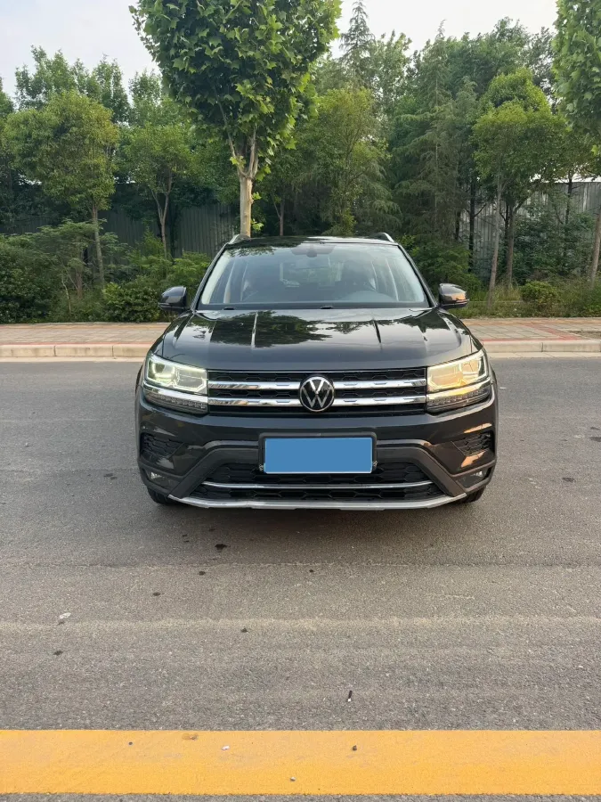 2020 Volkswagen Tharu 2.0T 186HP L4 7DCT,autocango,china used car exporter,china ev exporter,chinese used car exporter,chinese used ev exporter