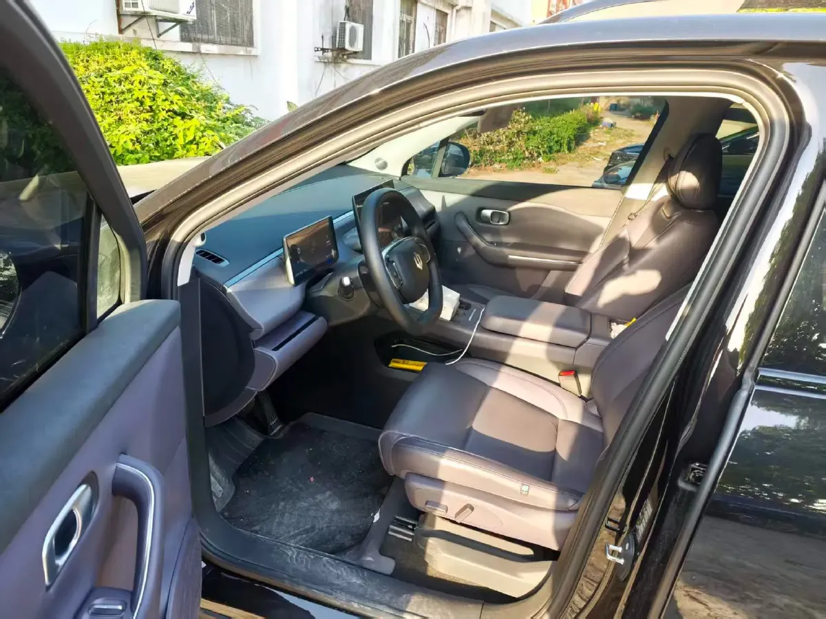 2024 Leapmotor C16 1.5L 95HP L4 REEV 28.4KWH,autocango,china used car exporter,china ev exporter,chinese used car exporter,chinese used ev exporter