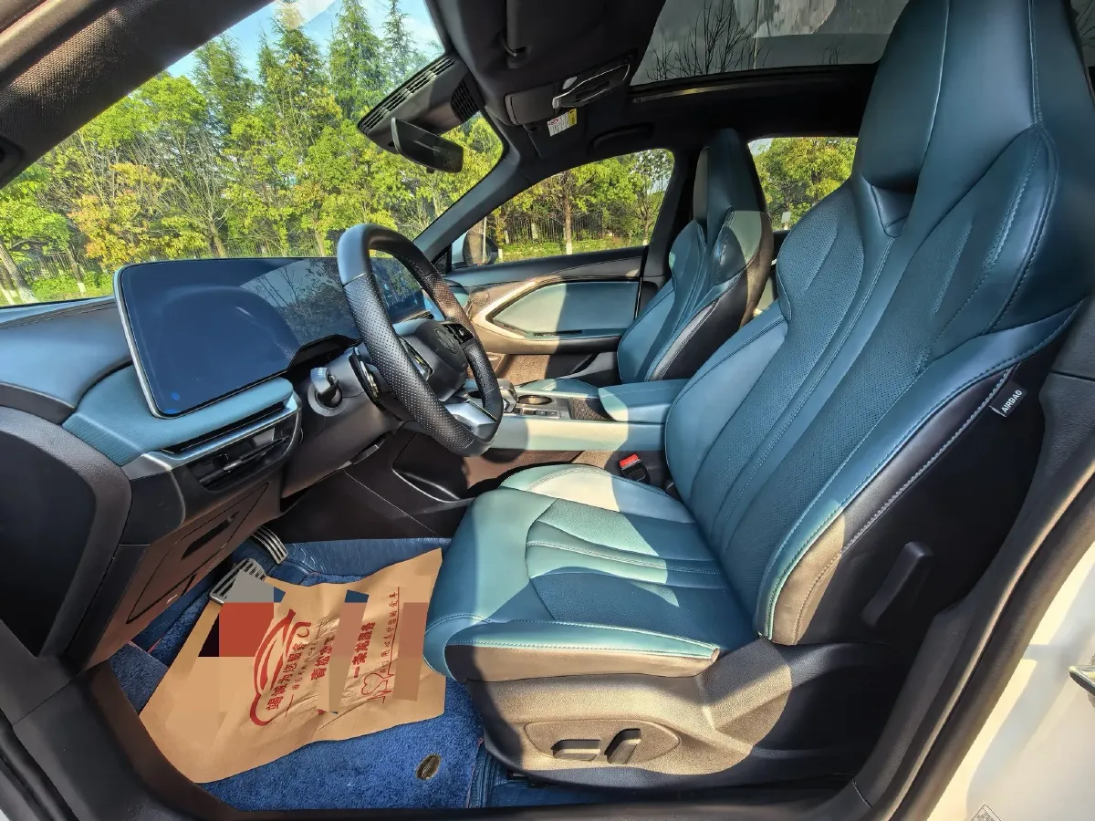 2023 MG 7 1.5T 188HP L4 7DCT,autocango,china used car exporter,china ev exporter,chinese used car exporter,chinese used ev exporter