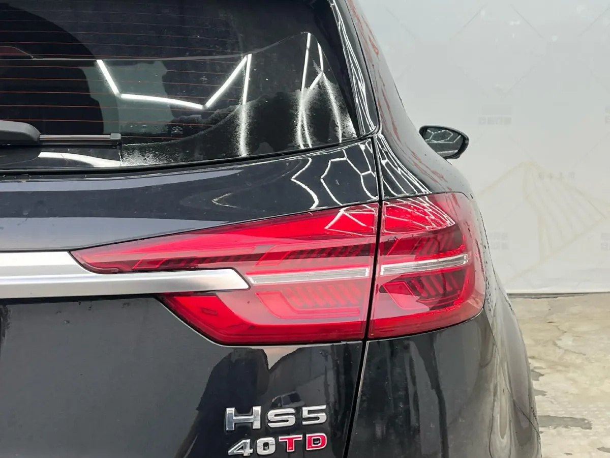 2022 HongQi HS5 2.0T 224HP L4 6AT,autocango,china used car exporter,china ev exporter,chinese used car exporter,chinese used ev exporter