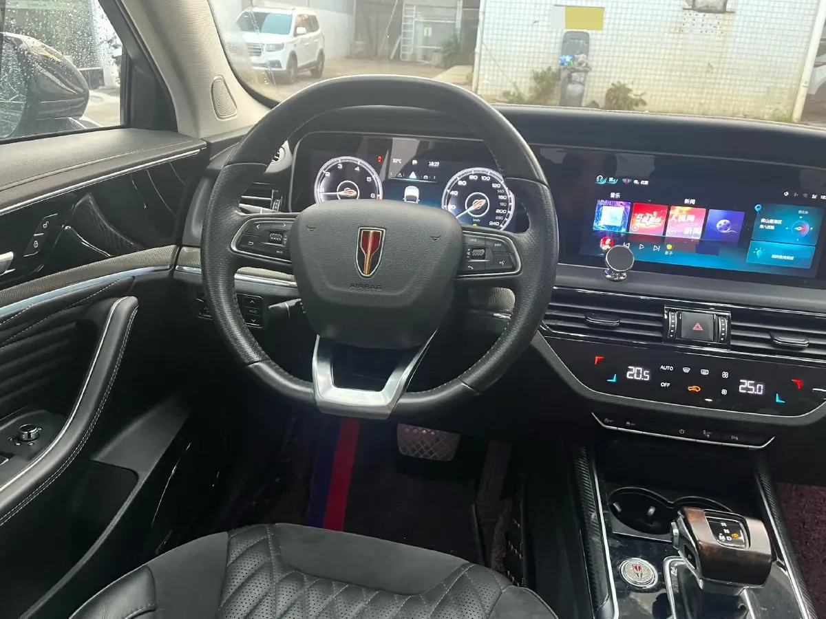 2022 HongQi HS5 2.0T 224HP L4 6AT,autocango,china used car exporter,china ev exporter,chinese used car exporter,chinese used ev exporter