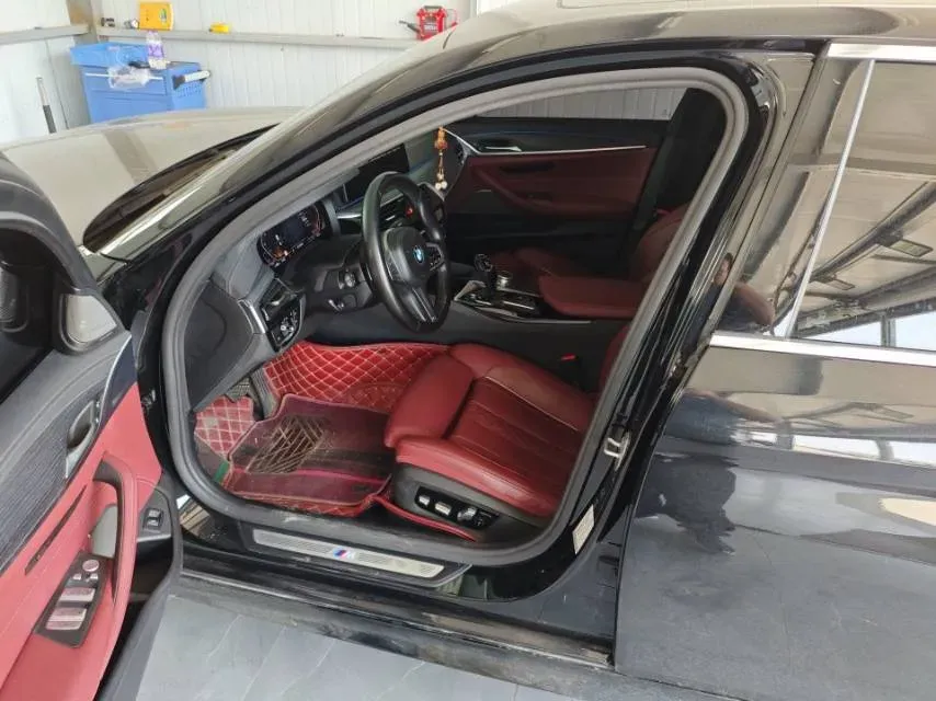 2022 BMW 5 Series 2.0T 252HP L4 8AT,autocango,china used car exporter,china ev exporter,chinese used car exporter,chinese used ev exporter