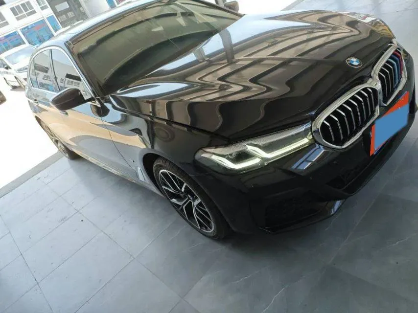 2022 BMW 5 Series 2.0T 252HP L4 8AT,autocango,china used car exporter,china ev exporter,chinese used car exporter,chinese used ev exporter