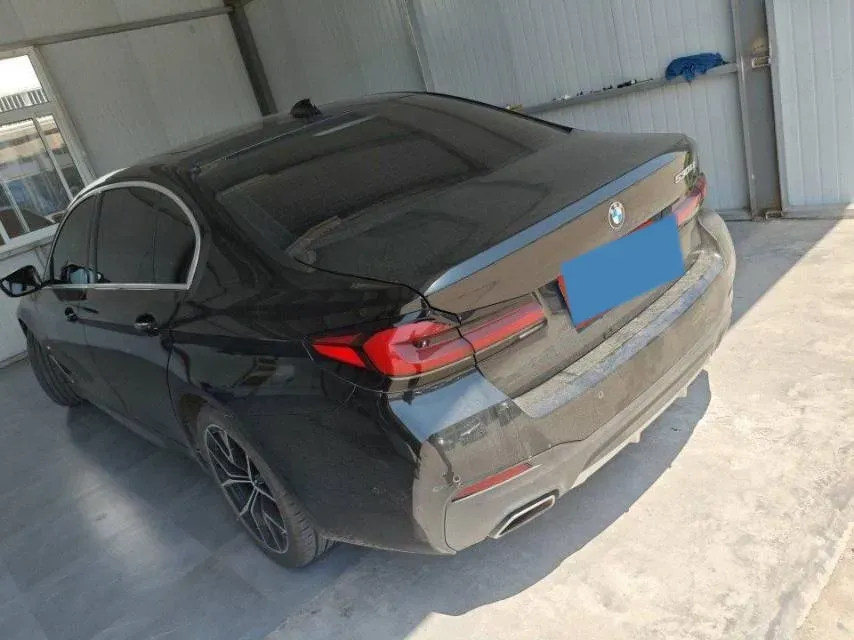 2022 BMW 5 Series 2.0T 252HP L4 8AT,autocango,china used car exporter,china ev exporter,chinese used car exporter,chinese used ev exporter