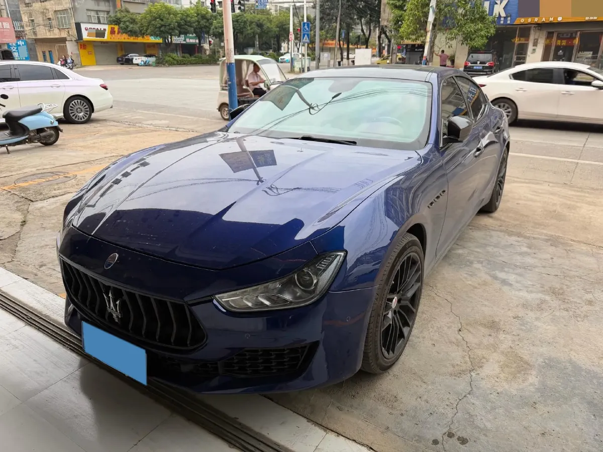 2018 Maserati Ghibli 3.0T 350HP V6 8AT,autocango,china used car exporter,china ev exporter,chinese used car exporter,chinese used ev exporter