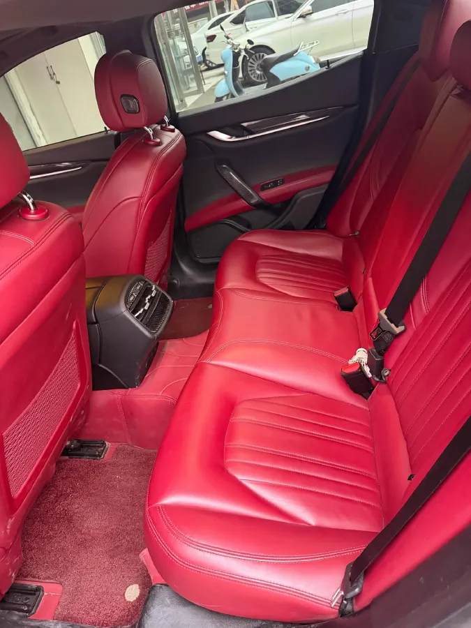 2018 Maserati Ghibli 3.0T 350HP V6 8AT,autocango,china used car exporter,china ev exporter,chinese used car exporter,chinese used ev exporter