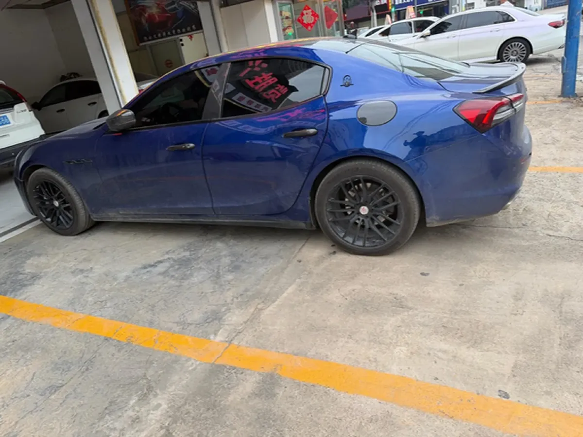 2018 Maserati Ghibli 3.0T 350HP V6 8AT,autocango,china used car exporter,china ev exporter,chinese used car exporter,chinese used ev exporter