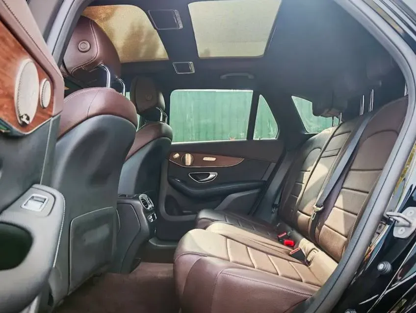 2021 Mercedes-Benz GLC Class 2.0T 258HP L4 9AT,autocango,china used car exporter,china ev exporter,chinese used car exporter,chinese used ev exporter