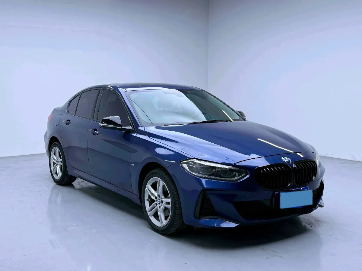 2021 BMW 1 Series 1.5T 140HP L3 7DCT,autocango,china used car exporter,china ev exporter,chinese used car exporter,chinese used ev exporter