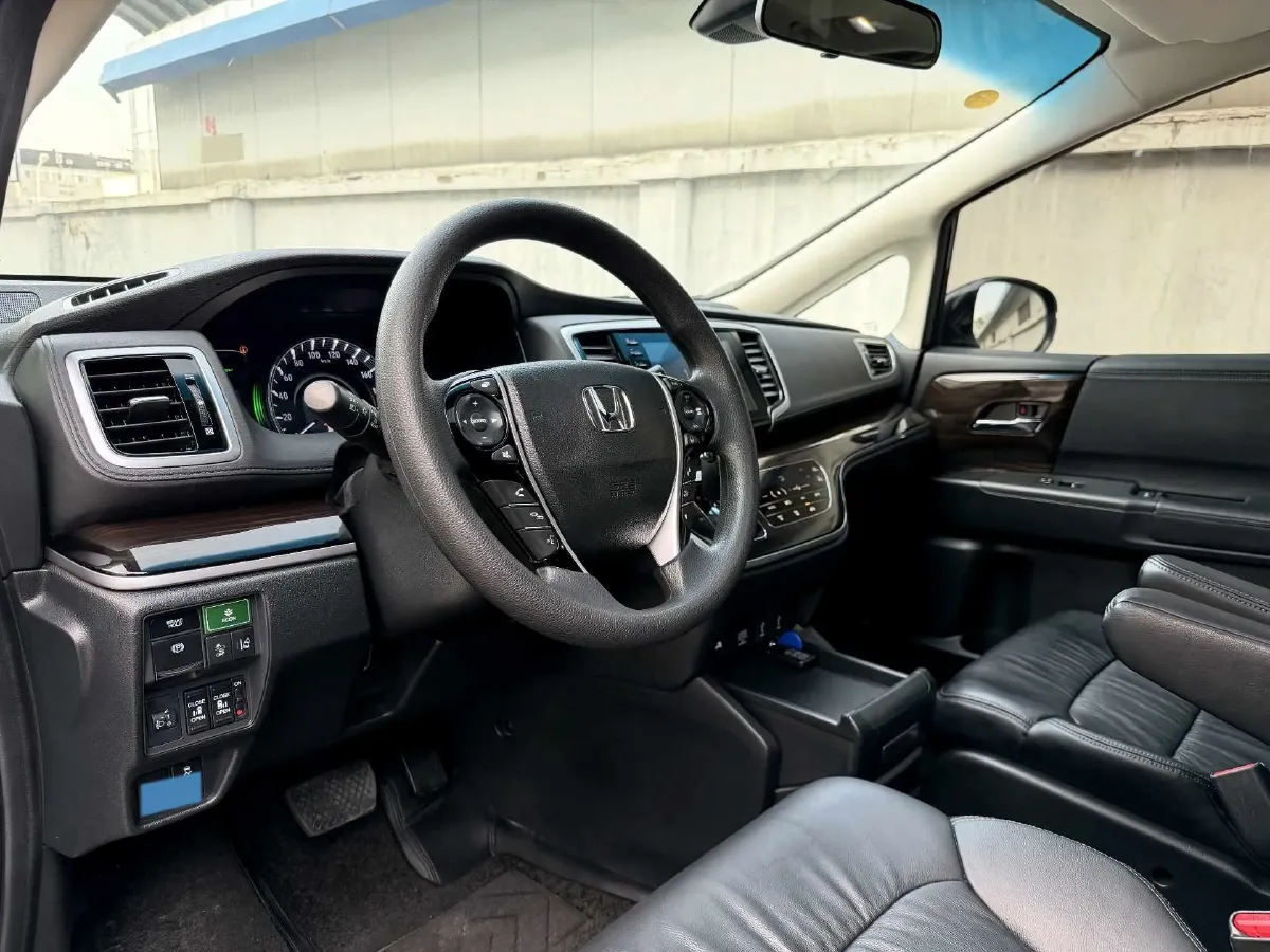 2021 Honda Odyssey 2.0L 146HP L4 E-CVT Hybrid,autocango,china used car exporter,china ev exporter,chinese used car exporter,chinese used ev exporter