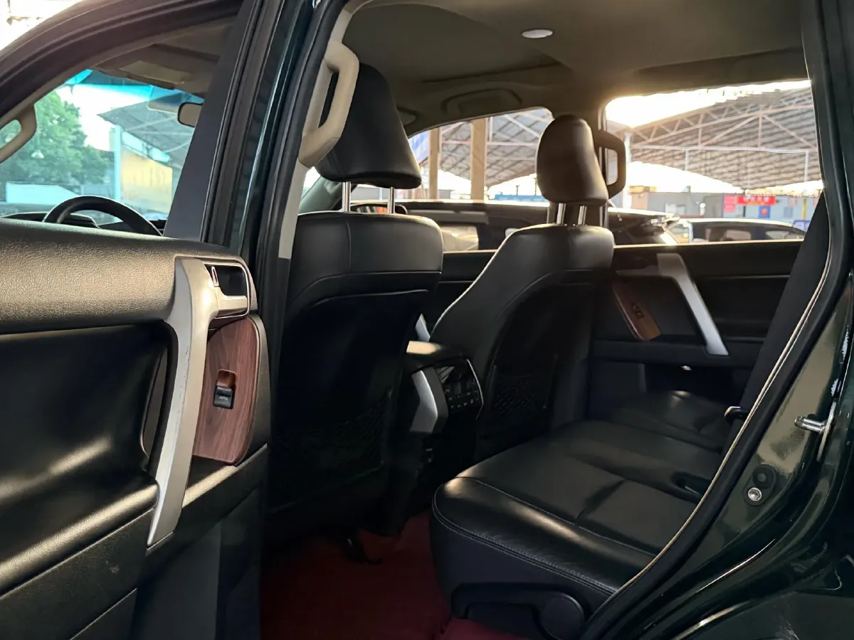 2018 Toyota Land Cruiser Prado 3.5L 280HP V6 6AT,autocango,china used car exporter,china ev exporter,chinese used car exporter,chinese used ev exporter