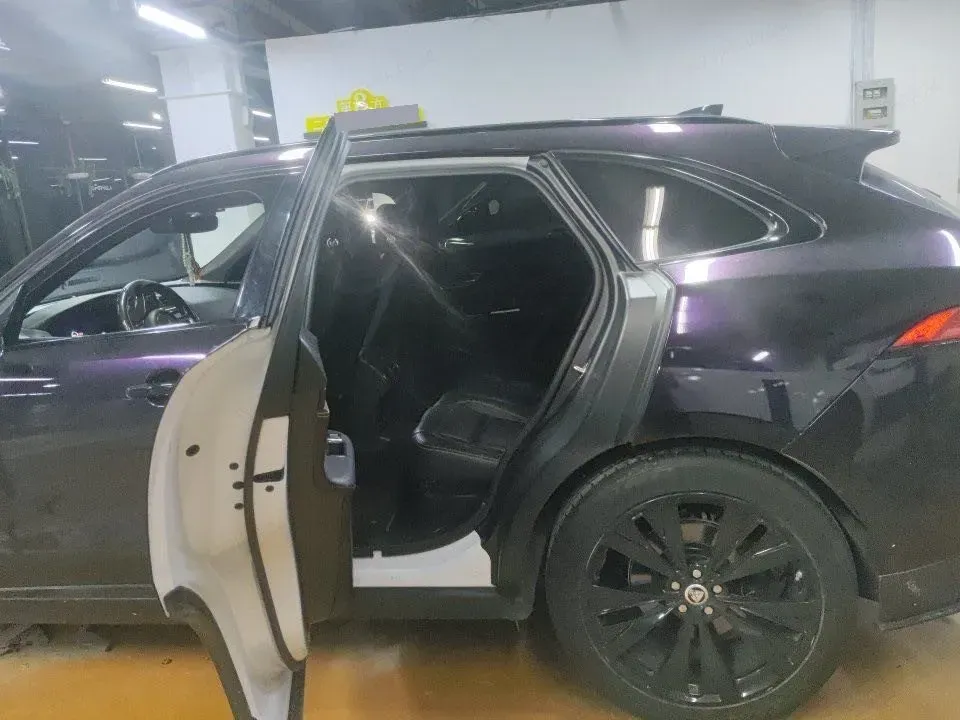 2020 Jaguar F-PACE 2.0T 300HP L4 8AT,autocango,china used car exporter,china ev exporter,chinese used car exporter,chinese used ev exporter