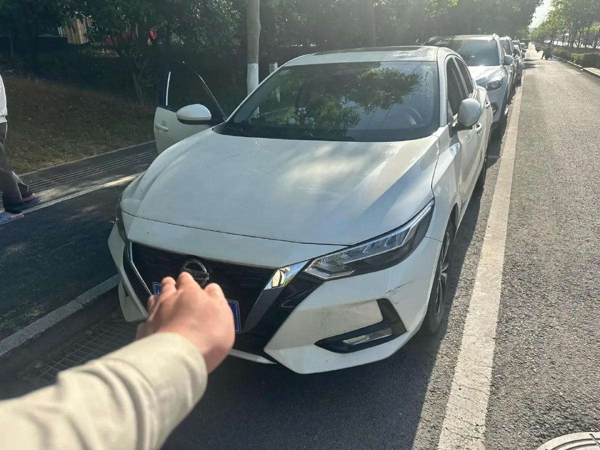 2021 Nissan Sylphy 1.6L 135HP L4 CVT,autocango,china used car exporter,china ev exporter,chinese used car exporter,chinese used ev exporter