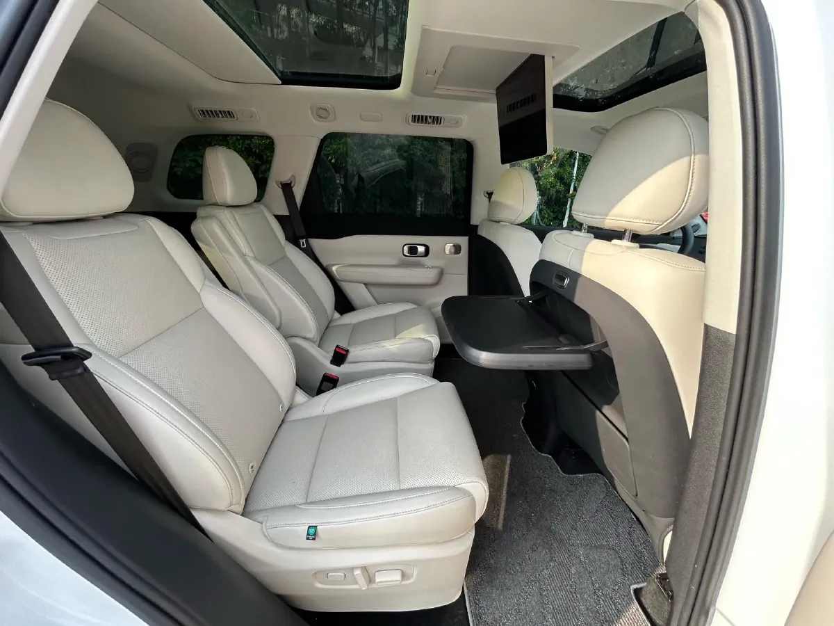 2024 Leapmotor C16 1.5L 95HP L4 REEV 28.4KWH,autocango,china used car exporter,china ev exporter,chinese used car exporter,chinese used ev exporter