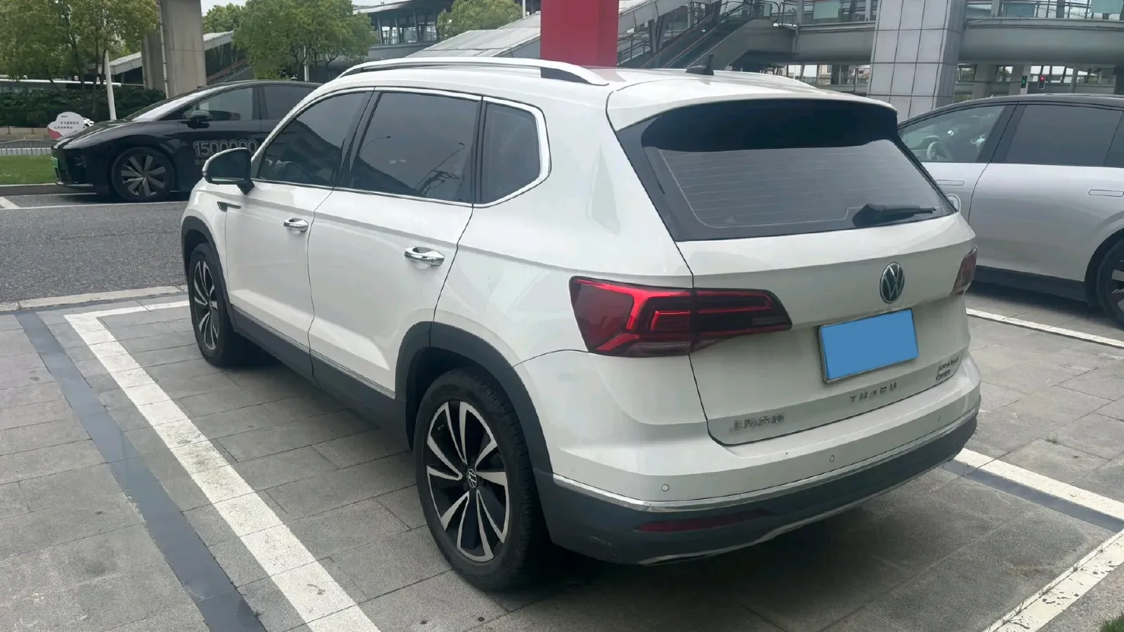 2022 Volkswagen Tharu 2.0T 186HP L4 7DCT,autocango,china used car exporter,china ev exporter,chinese used car exporter,chinese used ev exporter