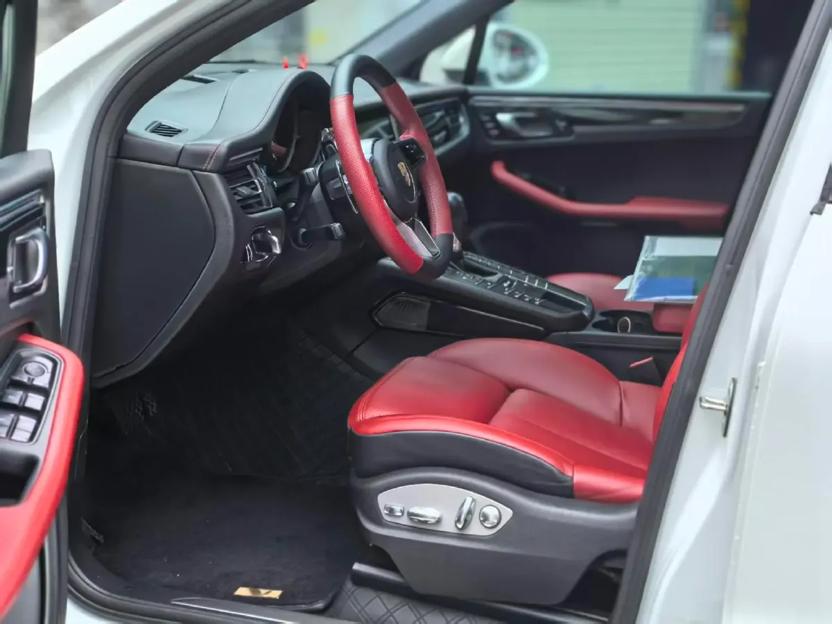 2018 Nissan Patrol 4.0L 279HP V6 7AT,autocango,china used car exporter,china ev exporter,chinese used car exporter,chinese used ev exporter