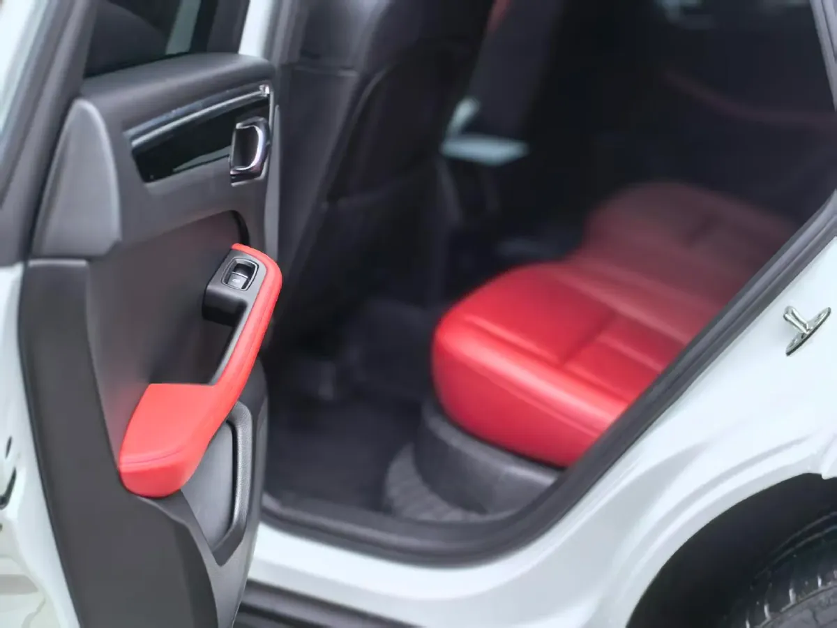 2018 Nissan Patrol 4.0L 279HP V6 7AT,autocango,china used car exporter,china ev exporter,chinese used car exporter,chinese used ev exporter