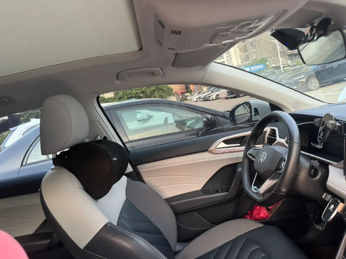 2023 Volkswagen Tharu 1.5T 160HP L4 7DCT,autocango,china used car exporter,china ev exporter,chinese used car exporter,chinese used ev exporter