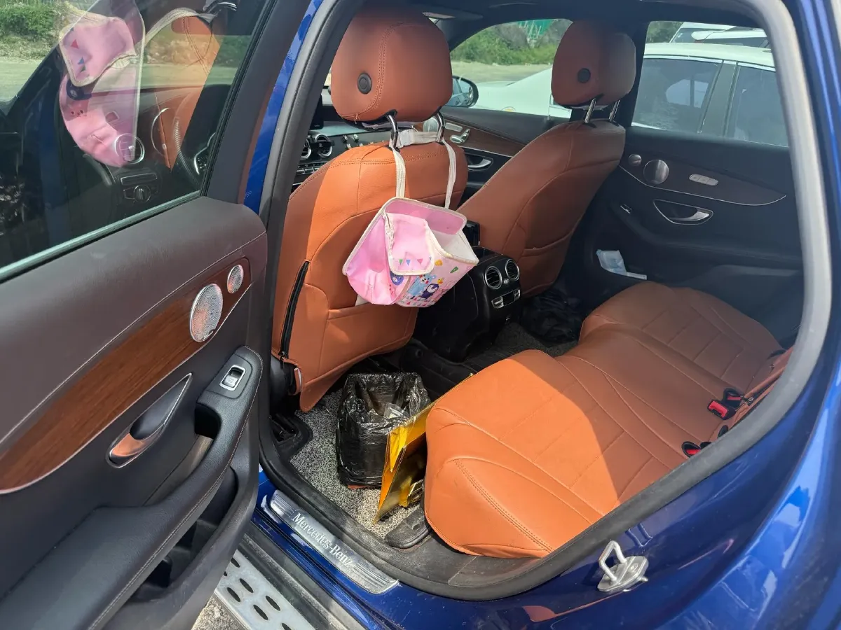 2021 Mercedes-Benz GLC Class 2.0T 258HP L4 9AT,autocango,china used car exporter,china ev exporter,chinese used car exporter,chinese used ev exporter