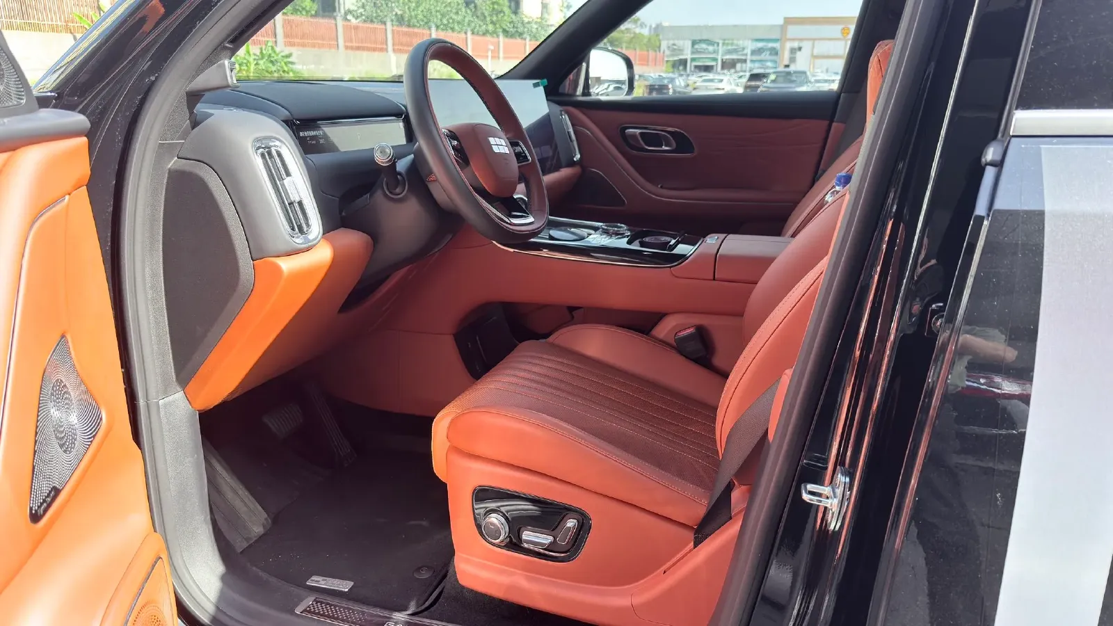 2025 Geely Galaxy M9 1.5T 163HP L4 3DHT PHEV,autocango,china used car exporter,china ev exporter,chinese used car exporter,chinese used ev exporter