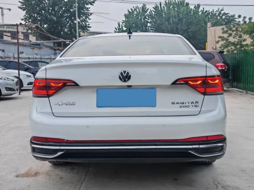 2023 Volkswagen Sagitar 1.2T 116HP L4 7DCT,autocango,china used car exporter,china ev exporter,chinese used car exporter,chinese used ev exporter
