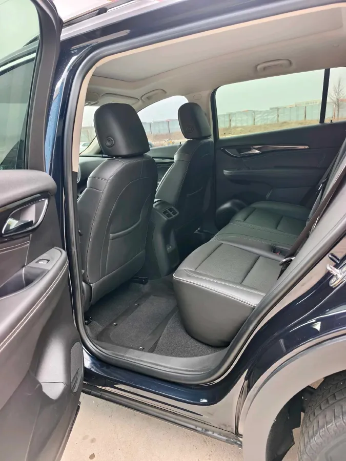 2021 Buick EnvisionPlus 2.0T 237HP L4 9AT,autocango,china used car exporter,china ev exporter,chinese used car exporter,chinese used ev exporter