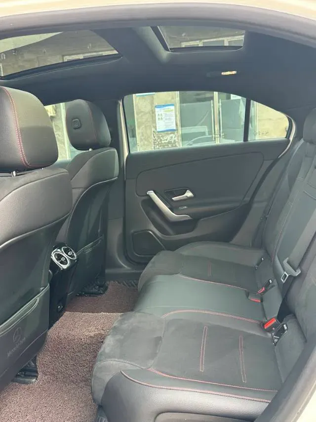 2025 Mercedes-Benz A Class 1.3T 163HP L4 7DCT,autocango,china used car exporter,china ev exporter,chinese used car exporter,chinese used ev exporter