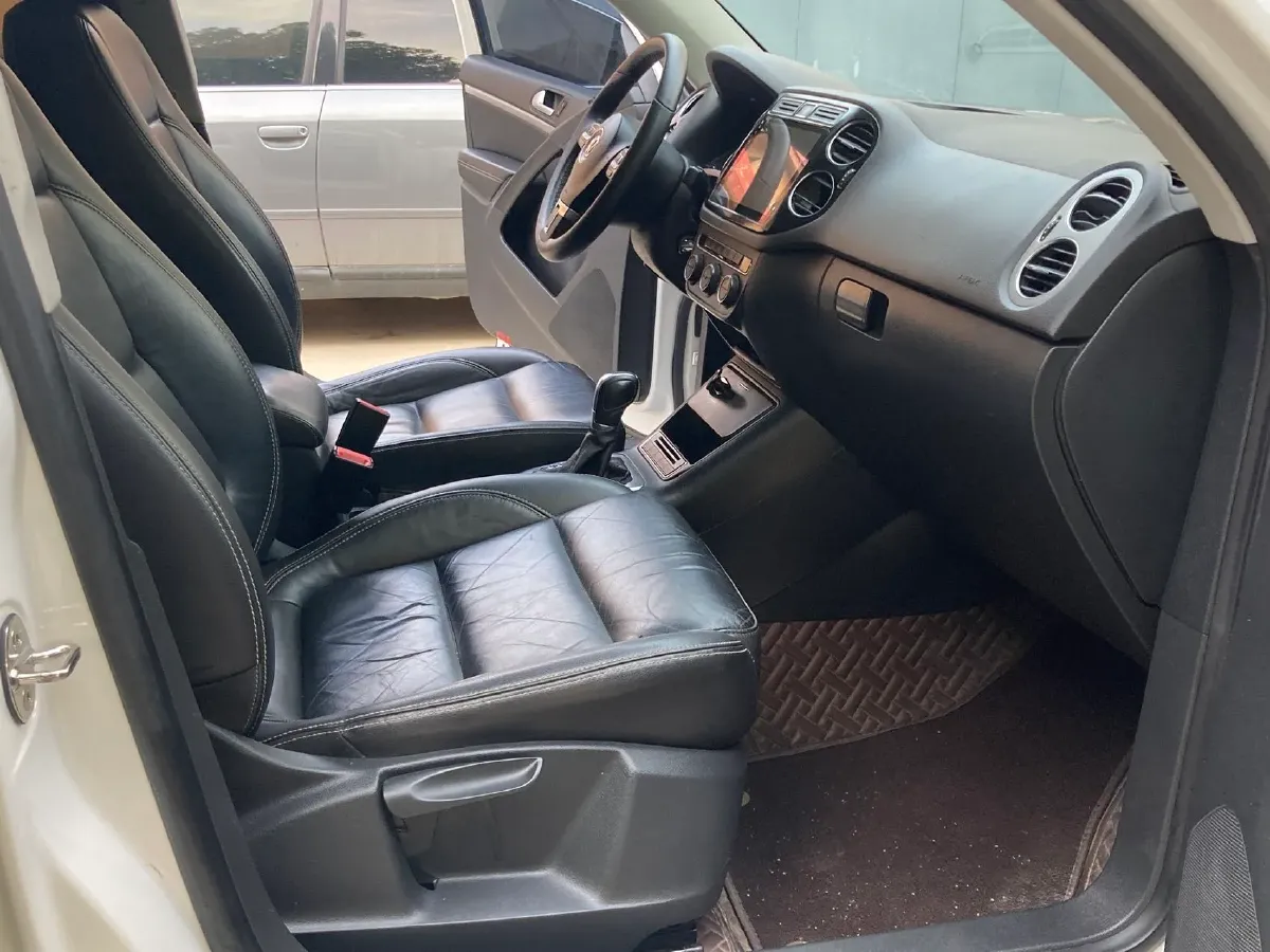 2017 Haval H9 2.0T 190HP L4 8AT,autocango,china used car exporter,china ev exporter,chinese used car exporter,chinese used ev exporter