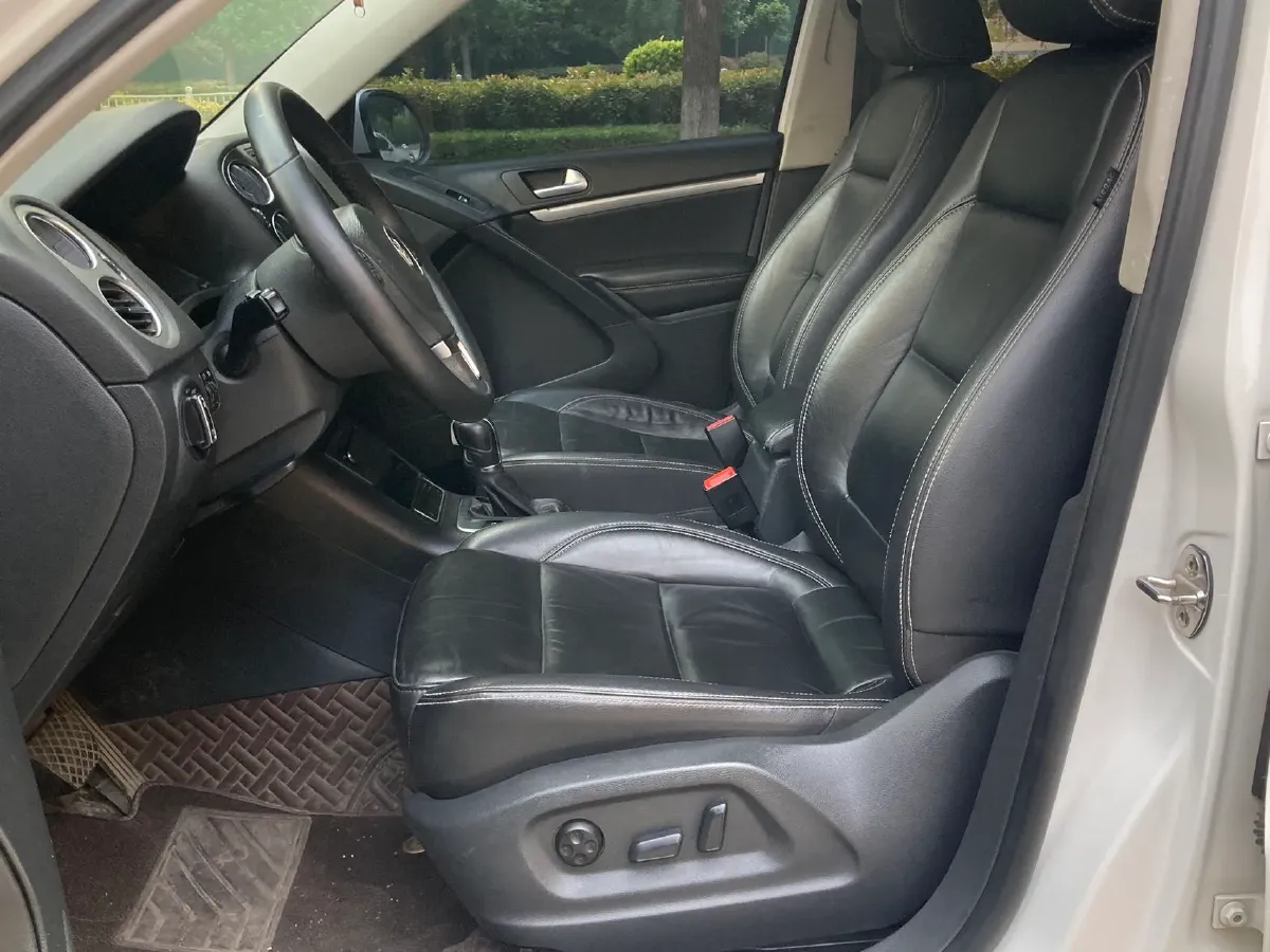 2017 Haval H9 2.0T 190HP L4 8AT,autocango,china used car exporter,china ev exporter,chinese used car exporter,chinese used ev exporter