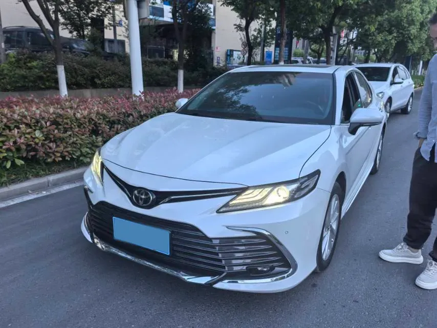2023 Toyota Camry 2.0L 177HP L4 CVT,autocango,china used car exporter,china ev exporter,chinese used car exporter,chinese used ev exporter