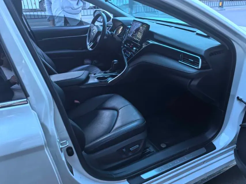 2023 Toyota Camry 2.0L 177HP L4 CVT,autocango,china used car exporter,china ev exporter,chinese used car exporter,chinese used ev exporter