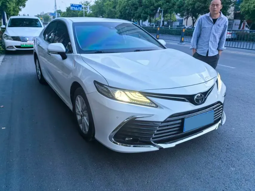 2023 Toyota Camry 2.0L 177HP L4 CVT,autocango,china used car exporter,china ev exporter,chinese used car exporter,chinese used ev exporter