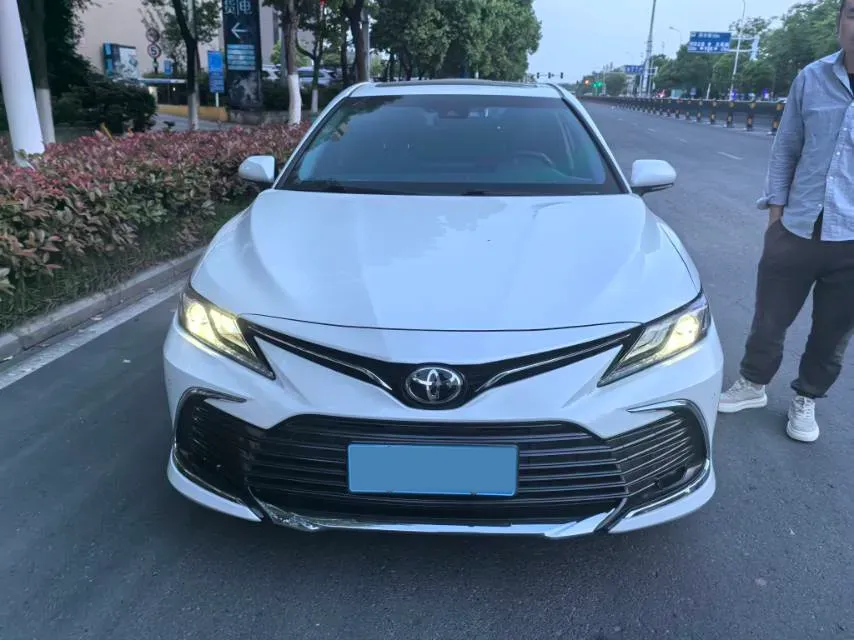 2023 Toyota Camry 2.0L 177HP L4 CVT,autocango,china used car exporter,china ev exporter,chinese used car exporter,chinese used ev exporter