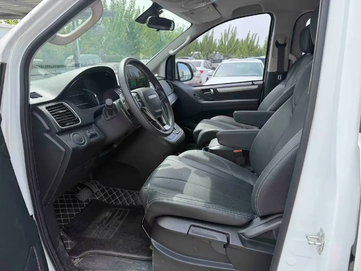 2021 MAXUS G20 2.0T 224HP L4 8AT,autocango,china used car exporter,china ev exporter,chinese used car exporter,chinese used ev exporter