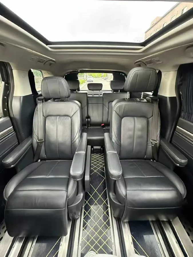 2021 GAC Trumpchi M8 2.0T 252HP L4 8AT,autocango,china used car exporter,china ev exporter,chinese used car exporter,chinese used ev exporter