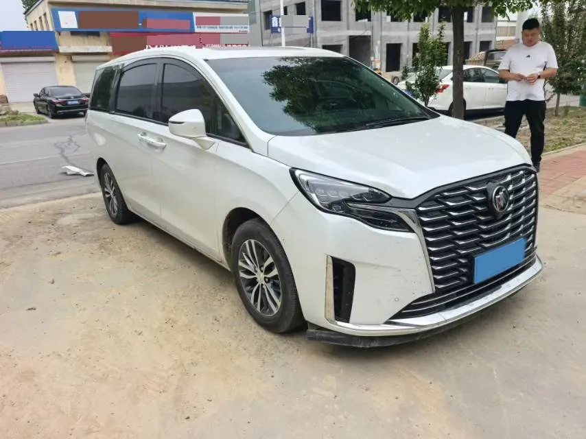2023 Buick GL8 2.0T 237HP L4 9AT,autocango,china used car exporter,china ev exporter,chinese used car exporter,chinese used ev exporter