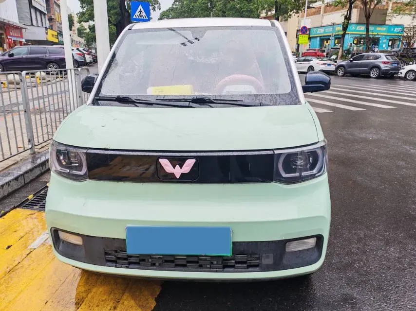 2020 WuLing HongGuang MINI EV BEV 13.8KWH,autocango,china used car exporter,china ev exporter,chinese used car exporter,chinese used ev exporter