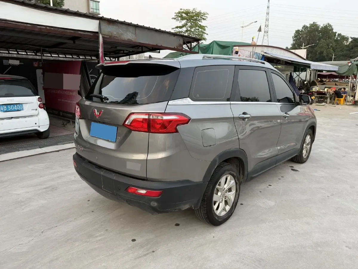 2018 WuLing HongGuang S3 1.5L 112HP L4 6MT,autocango,china used car exporter,china ev exporter,chinese used car exporter,chinese used ev exporter