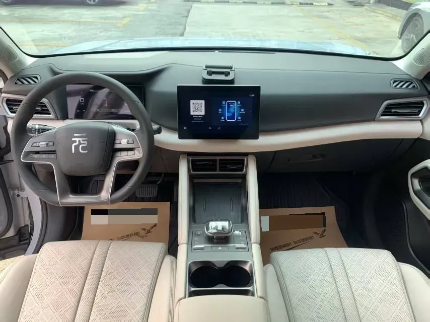 2024 BYD YuanUP BEV 45.12KWH,autocango,china used car exporter,china ev exporter,chinese used car exporter,chinese used ev exporter