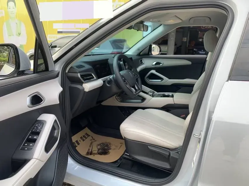 2024 BYD YuanUP BEV 45.12KWH,autocango,china used car exporter,china ev exporter,chinese used car exporter,chinese used ev exporter