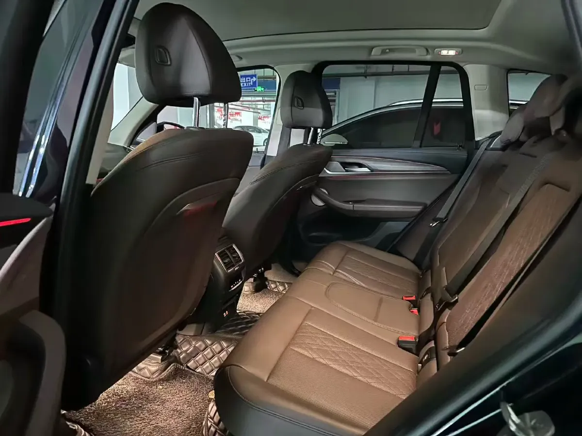 2023 BMW X3 2.0T 245HP L4 8AT,autocango,china used car exporter,china ev exporter,chinese used car exporter,chinese used ev exporter