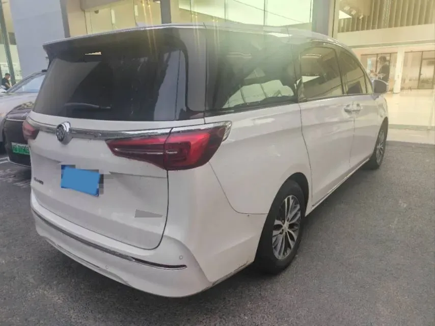 2022 Buick GL8 2.0T 237HP L4 9AT,autocango,china used car exporter,china ev exporter,chinese used car exporter,chinese used ev exporter