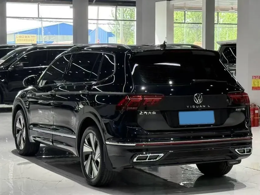 2023 Volkswagen Tiguan L 2.0T 186HP L4 7DCT,autocango,china used car exporter,china ev exporter,chinese used car exporter,chinese used ev exporter